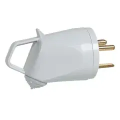 Réduction Fiche 2P+T en plastique 20A 400V – LEGRAND – 055632